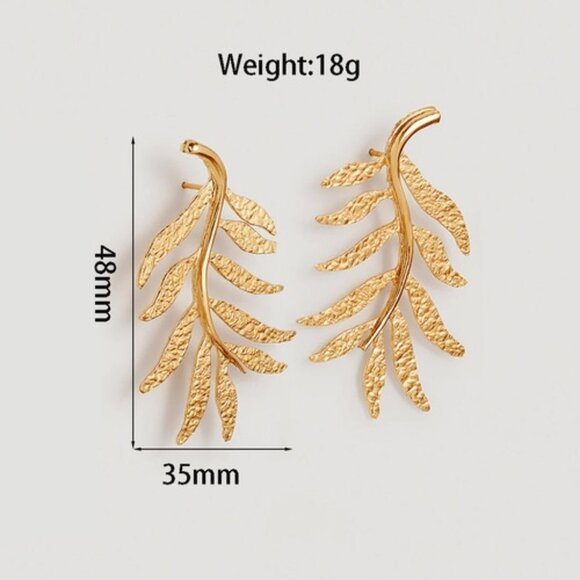 NEW Textured 18K Gold Plated Leaves Branch Statement Earrings - Picture 5 of 5